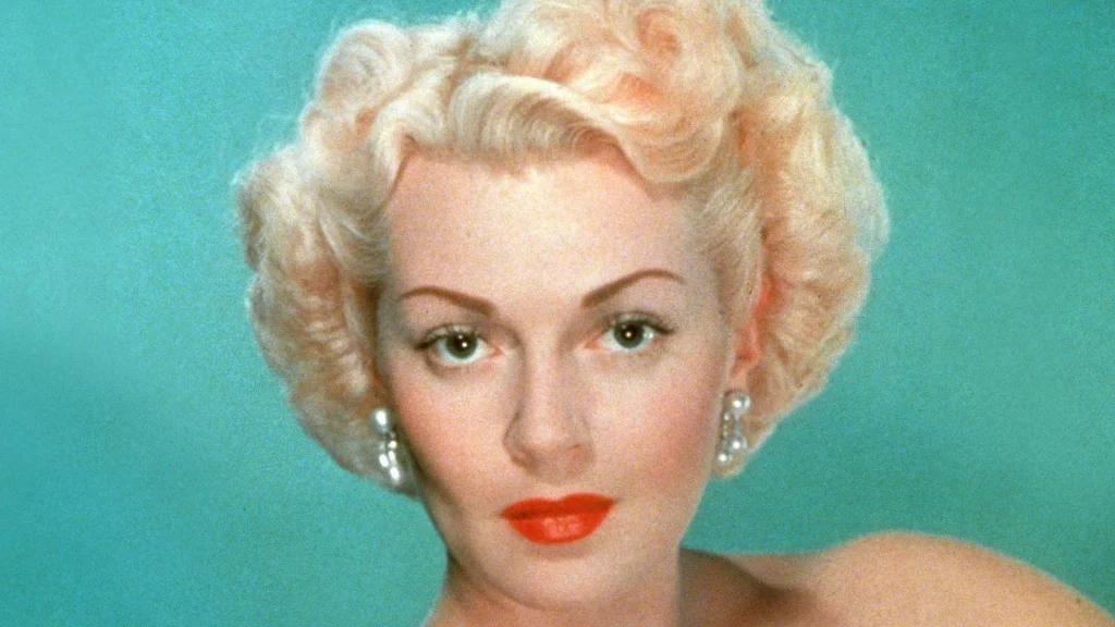 Le Vrai Nom de Lana Turner et son Impact sur sa Carrière