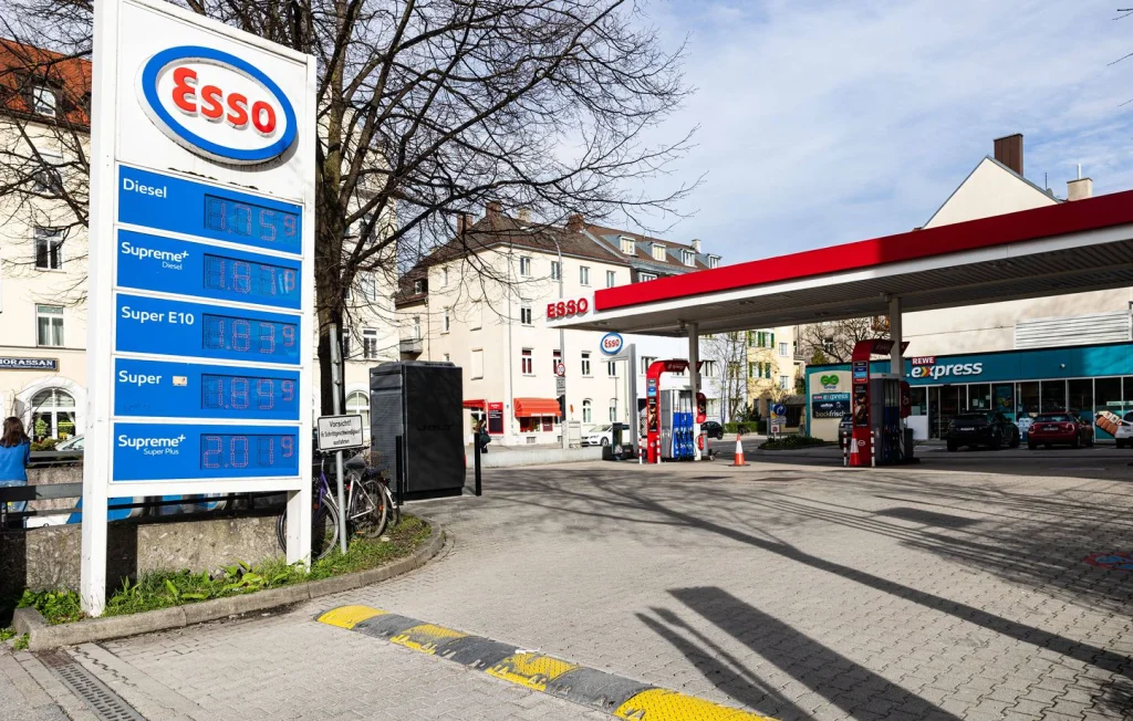 Prison ferme pour vol d'essence avec bâton de sucette en Pas-de-Calais