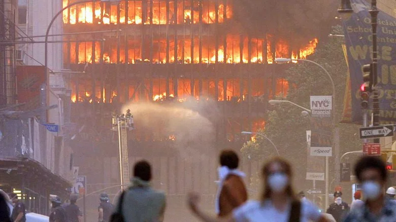 Fenêtres du World Trade Center emplies de feu