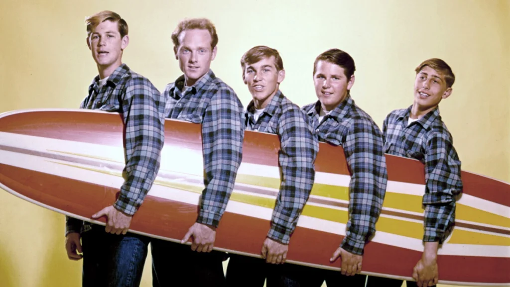 La Face Cachee Chaotique des Beach Boys et leur Époque Dorée