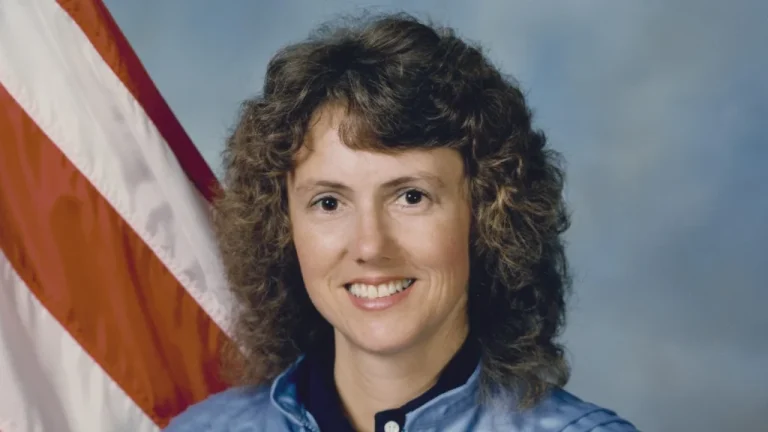 La Vérité Cachée de Christa McAuliffe Pionnière de l’Espace