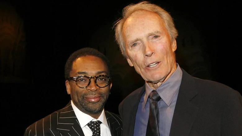 spike lee souriant à côté de clint eastwood
