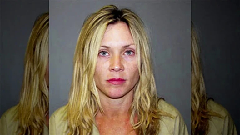 La Vie d&rsquo;Amy Locane en Prison après sa Resentencing