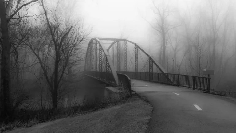 Les Ponts les Plus Hantés du Monde et Leurs Terrifiantes Histoires