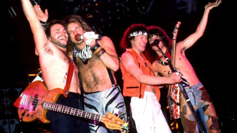 Les Tumultueuses Séparations du Célèbre Groupe de Rock Van Halen