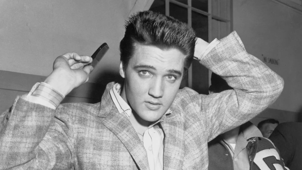 Pourquoi Elvis Presley N'a Pas Exigé de Meilleurs Projets en Déclin de Carrière