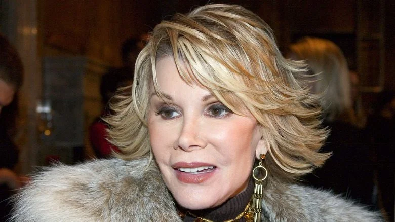 Joan Rivers en manteau de fourrure