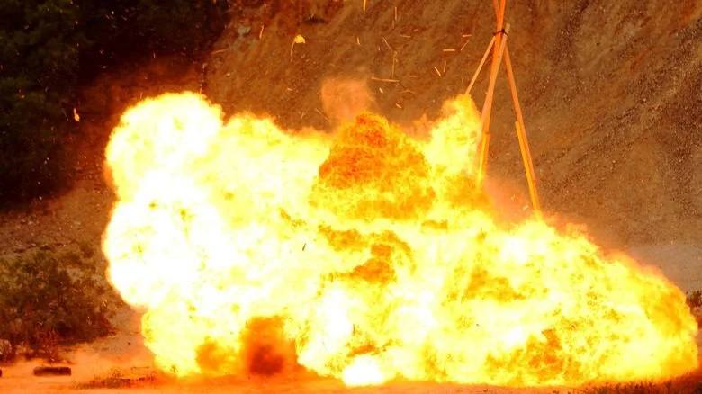 Grande explosion militaire