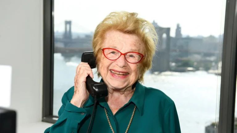 Dr Ruth Westheimer Sexologue Légendaire Décédée à l&rsquo;Âge de 96 Ans