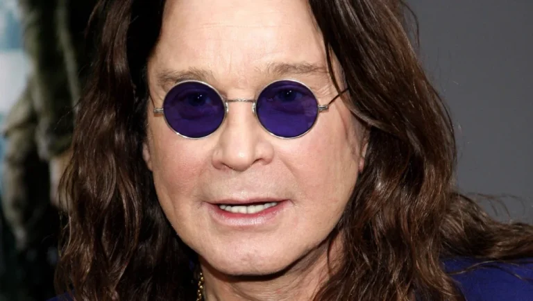 Les rock stars et chansons qui ont marqué les publicités du Super Bowl 2023