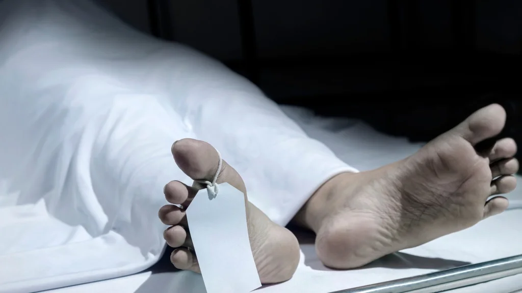 Pourquoi les Corps Morts Font Parfois du Bruit Explication et Raisons