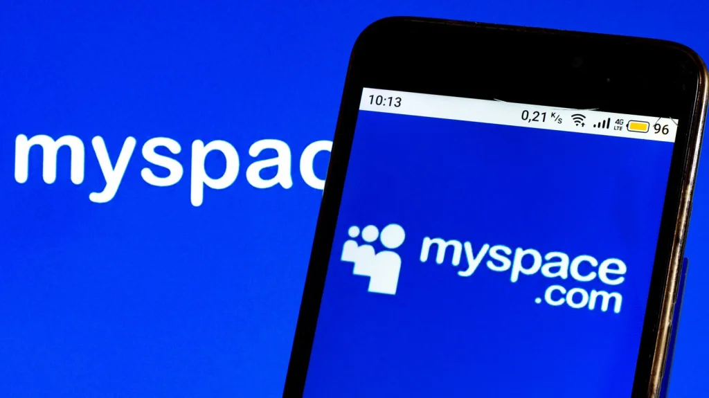 Que est-il advenu de Myspace et des réseaux sociaux déchus