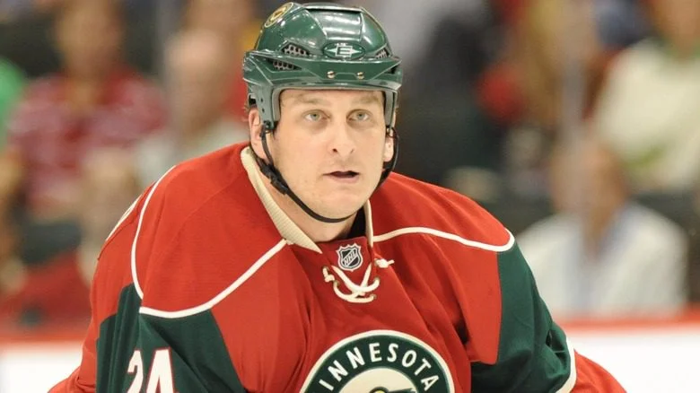 Derek Boogaard skating