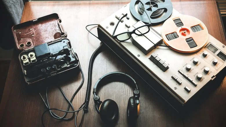 équipement d'écoute antique