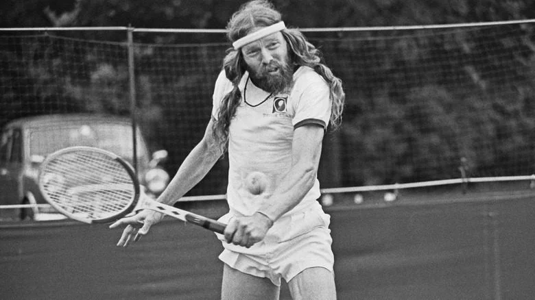 Torben Ulrich jouant au tennis