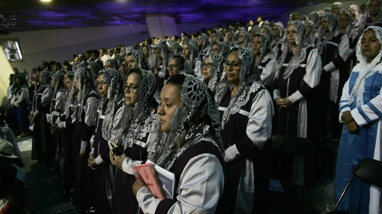 Cérémonie des membres de La Luz del Mundo