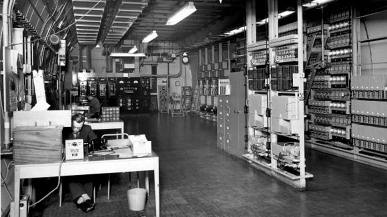 Équipement électrique de 1957 à Kingsway Exchange