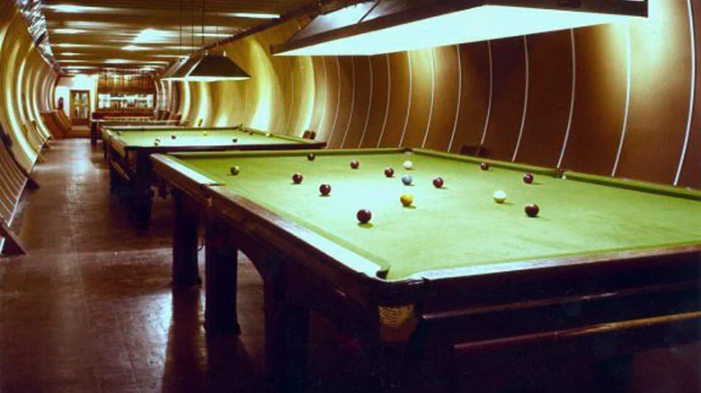 1970s tables de snooker à Kingsway Exchange