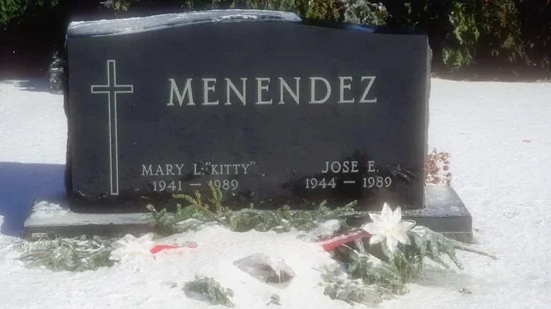 Tombe de Jose et Kitty Menendez