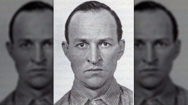 Photo d'identité de Byron Bryan Burkhart