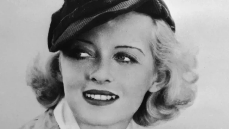 Bette Davis et son parcours à Hollywood avec Warner Brothers Studios