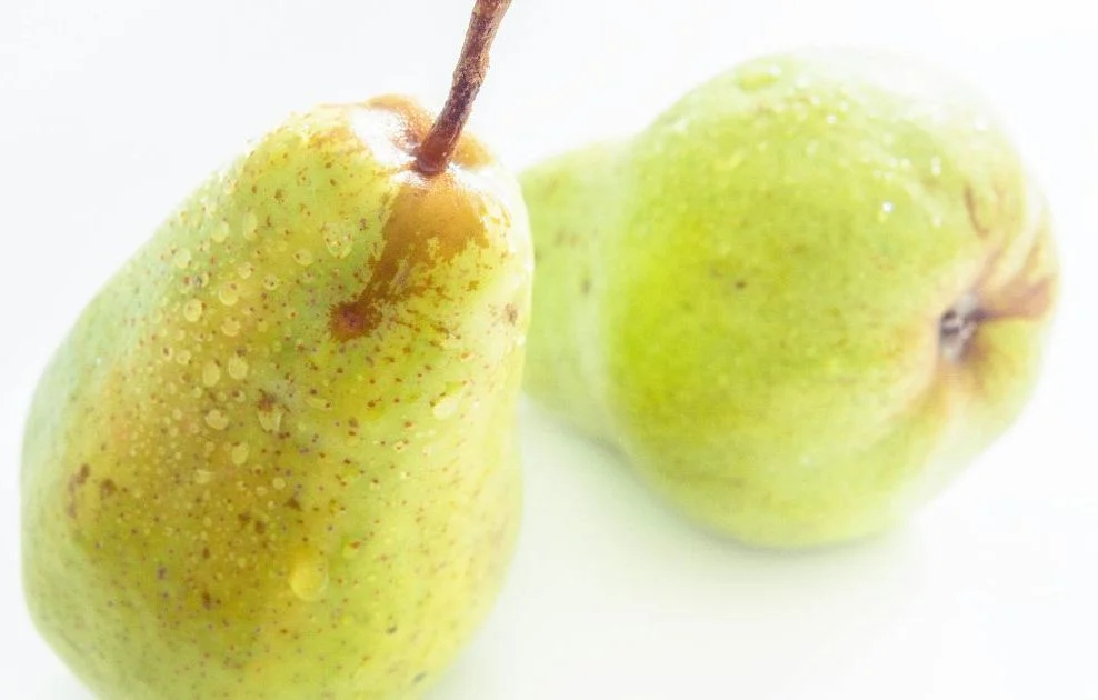 Découvrez les bienfaits surprenants de la poire pour votre santé et bien-être