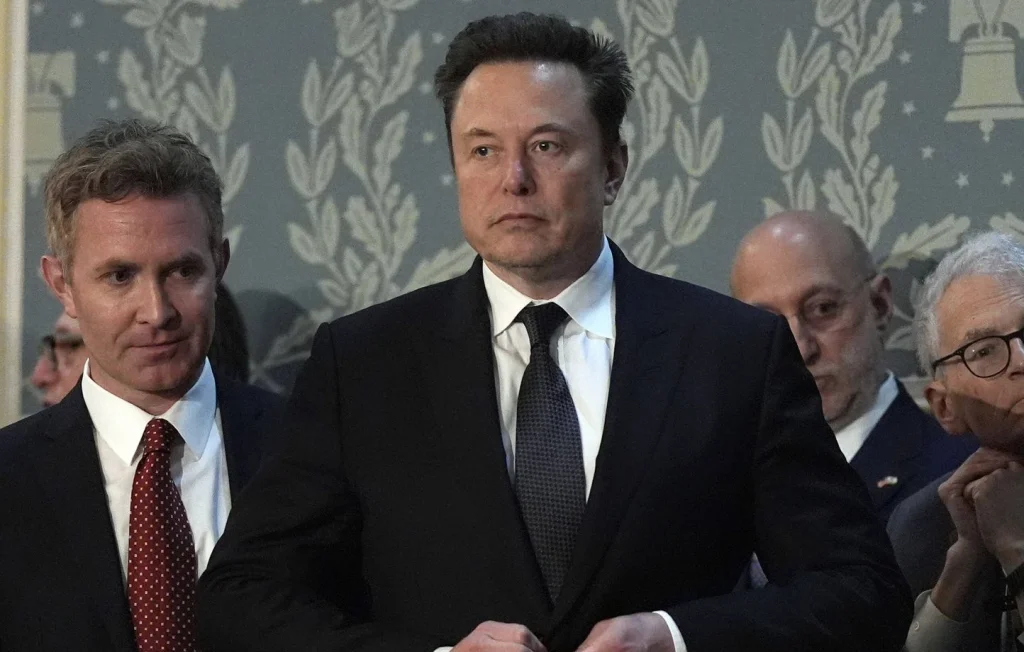 Elon Musk ferme X au Brésil après sa guerre avec un juge du pays