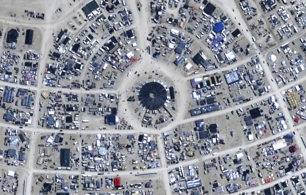 Enquête après le décès d'une femme à l'ouverture du festival Burning Man