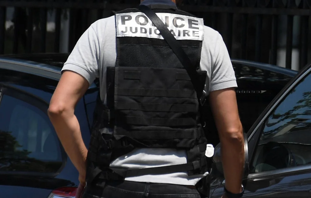 Essonne : Enquête pour homicide après la découverte d'un corps à Etampes