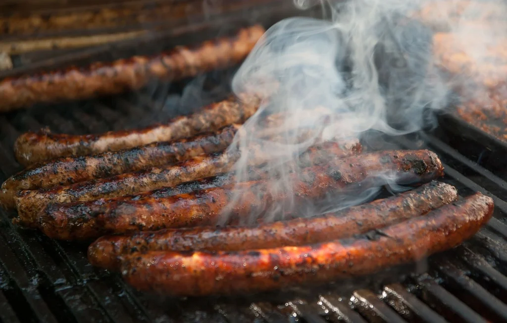 Essonne : Un homme se blesse en mangeant une merguez avec fil de fer