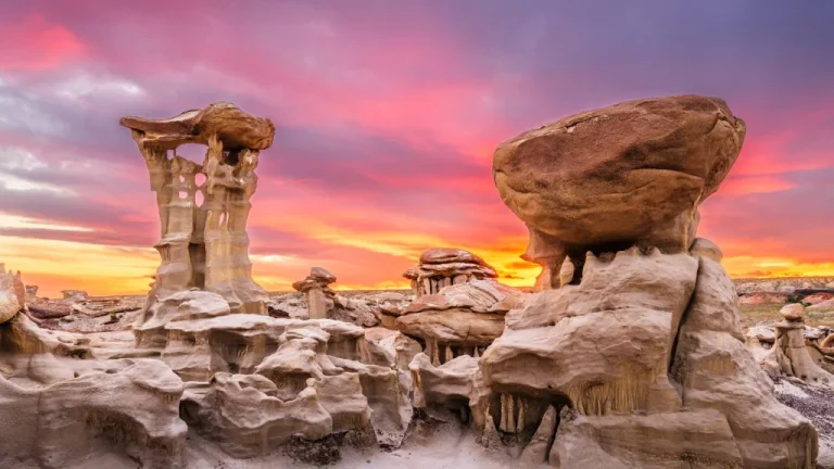 Exploration des Badlands de Bisti au Nouveau-Mexique et leur histoire