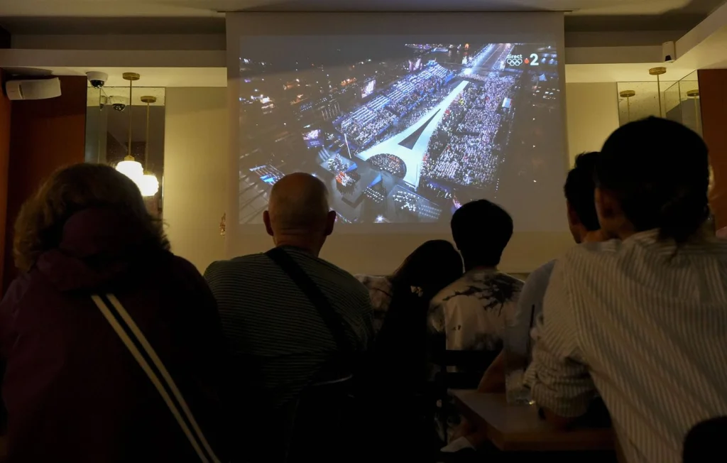 JO Paris 2024 : Que risquera-t-on à regarder les Jeux au travail ?