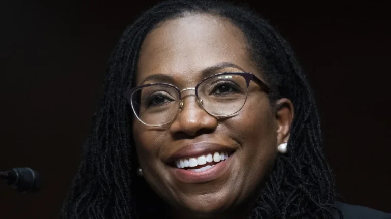 Ketanji Brown Jackson une nomination historique à la Cour Suprême