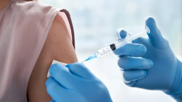 L&rsquo;histoire fascinante de l&rsquo;invention des vaccins et leur impact sur la santé
