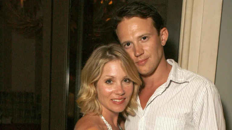 La Mort Tragique de Lee Grivas, Ex-Copain de Christina Applegate