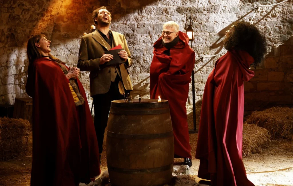 Le Profil Idéal du Traître dans « Les Traîtres » : Qualités et Stratégies