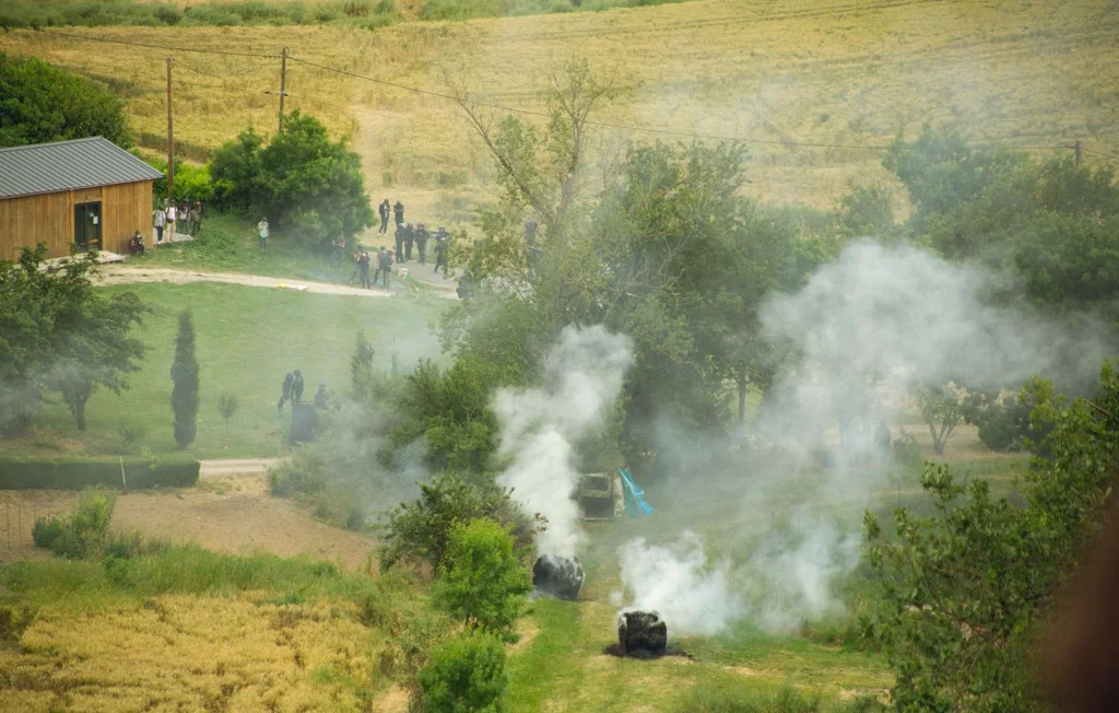 Le jardin d'Alexandra : une héroïque défense face aux incendiaires de l'A69