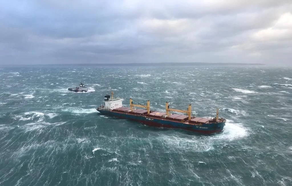 Loire-Atlantique : Collision de navires à Saint-Nazaire, 5 blessés légers