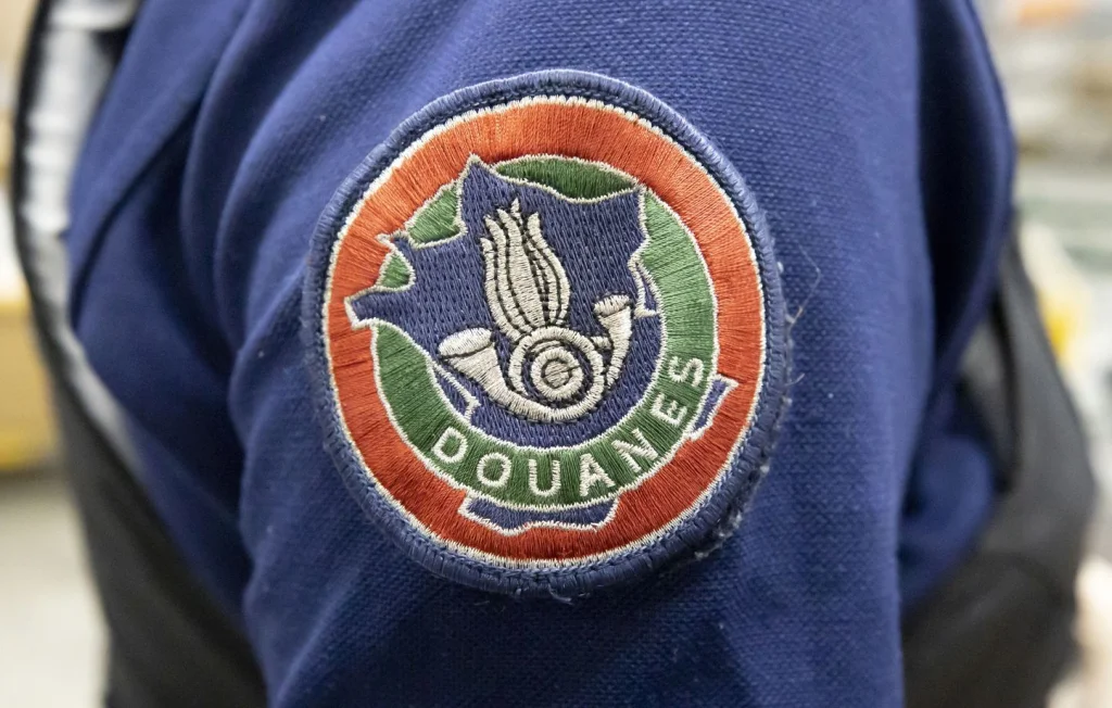 Millau : Saisie de 60.000 parfums de contrefaçon par les douanes