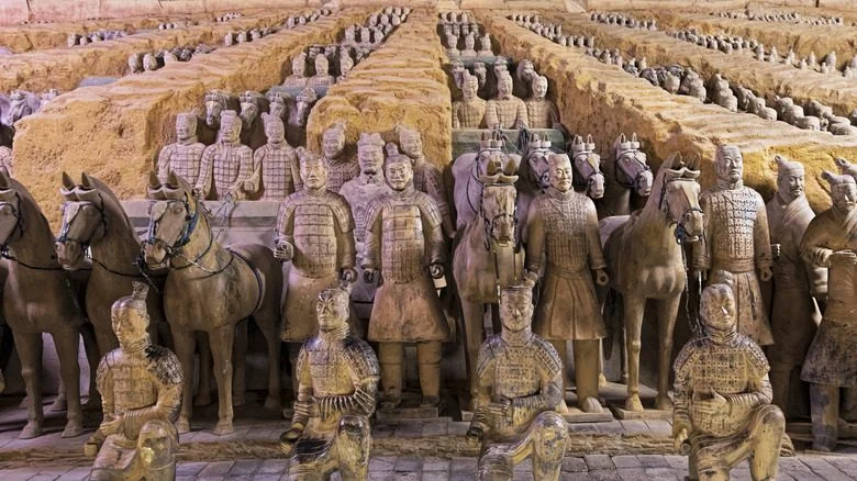 Armée de terre cuite