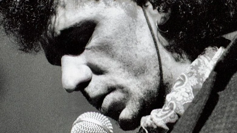 Kevin Rowland microphone singer