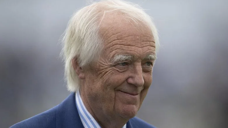 Tim Rice souriant