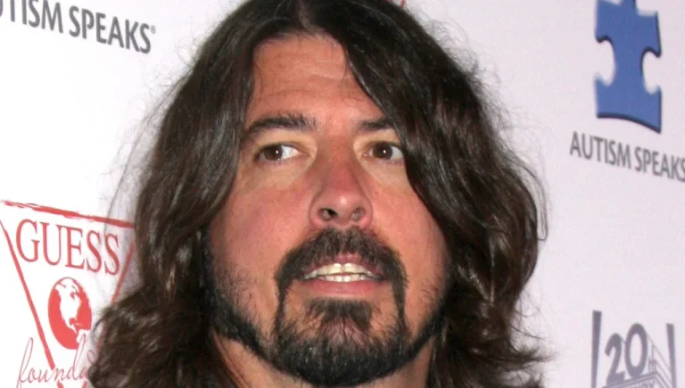La réalité sur la perte d&rsquo;audition de Dave Grohl et son impact sur les artistes