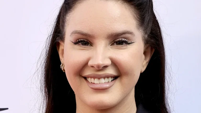 Les controverses fascinantes autour de Lana Del Rey et sa carrière exceptionnelle