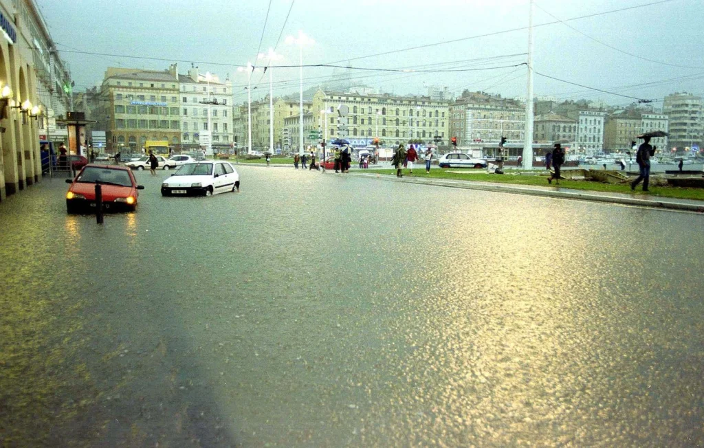 Orages à Marseille : Pourquoi les dégâts sont-ils si importants ?