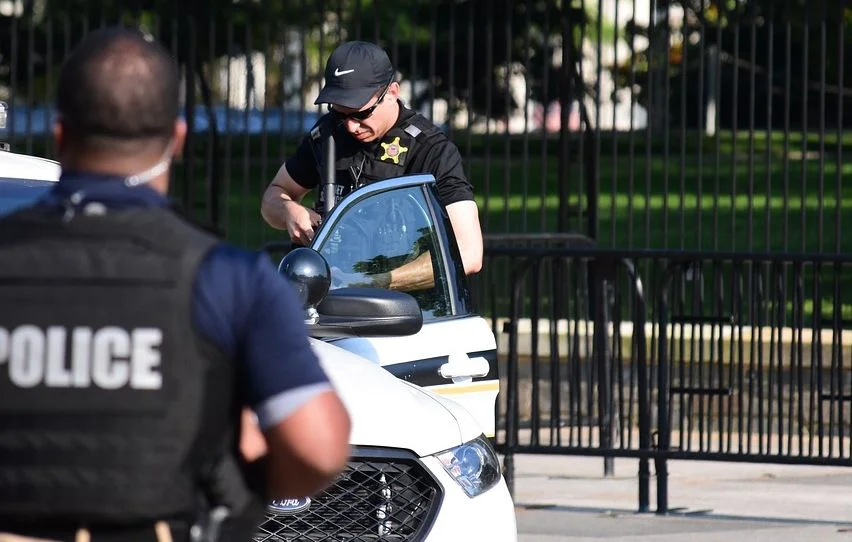 Policier tué par une arme trouvée dans les égouts à Washington, DC