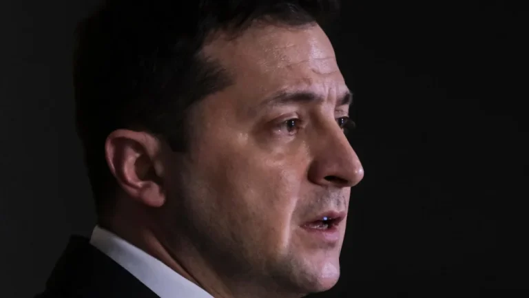 Zelensky s&rsquo;adresse aux Russes avec un message fort durant l&rsquo;invasion