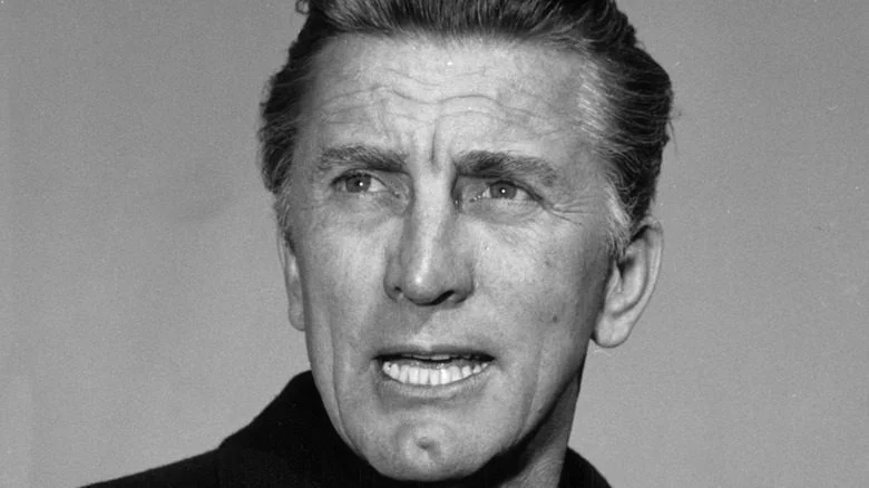 Kirk Douglas en action