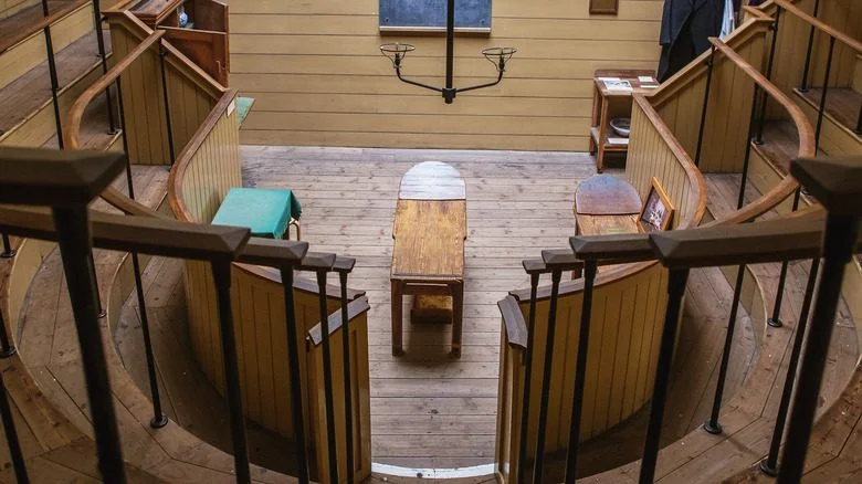 table d'opération de l'époque