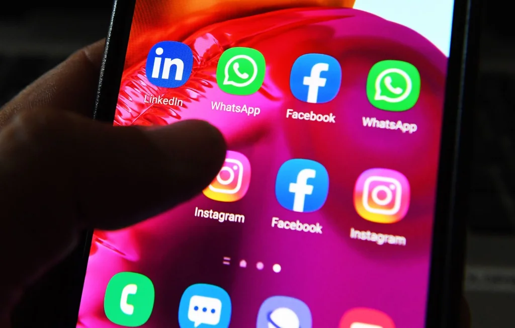 Accident en Vienne : Deux conducteurs se retrouvent grâce aux réseaux sociaux